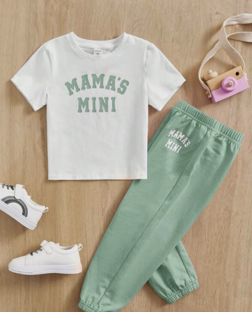 SHEIN Kids EVRYDAY Young Girl Knitted Casual Printed 2pcs/Set Letter Pattern T-Shirt And Sport Pants