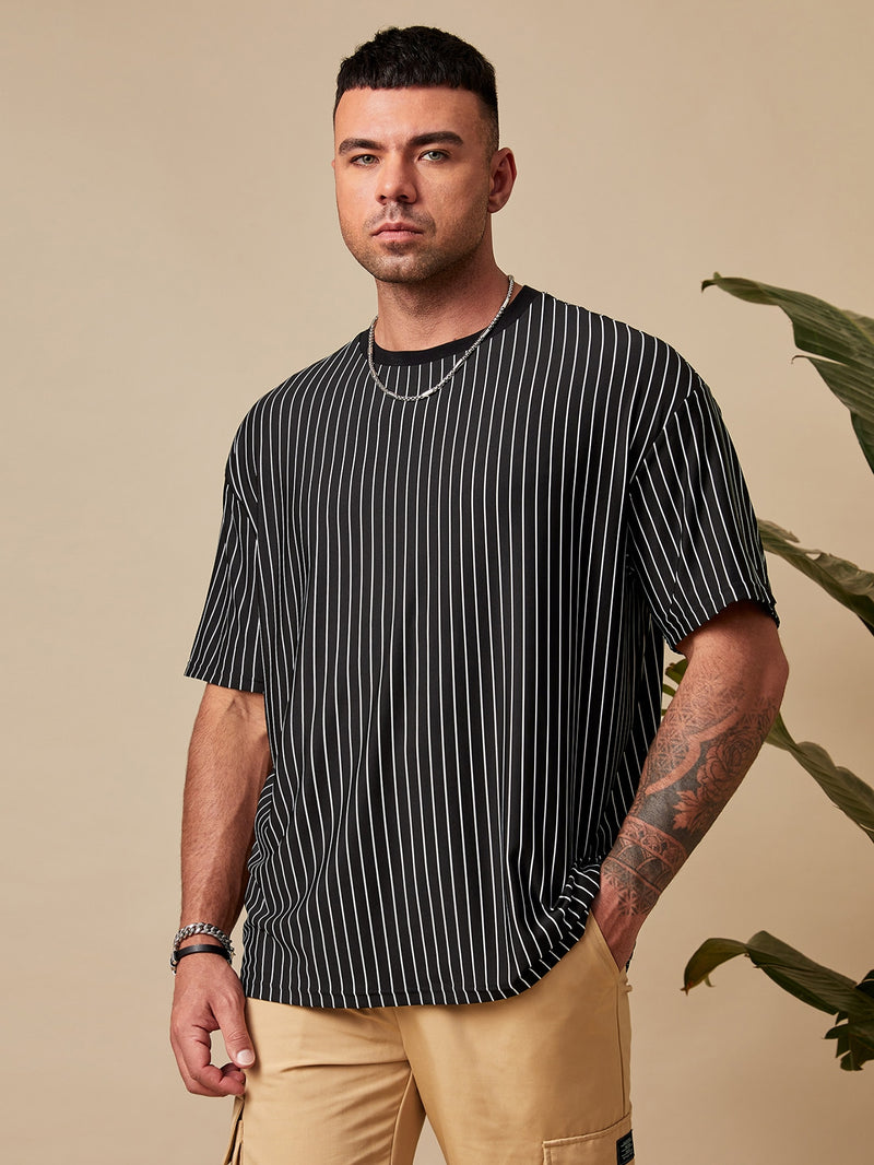 Extended Sizes Men Pinstriped Print Tee