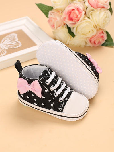 Baby Heart Pattern Bow Decor Lace up Front Sneakers