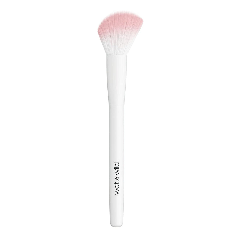 wet n wild Essential Makeup Brush